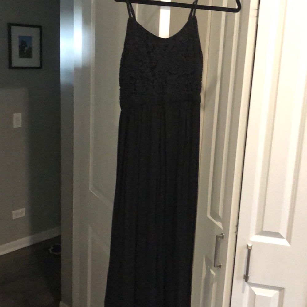 Maxi dress with adjustable straps